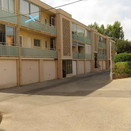 公寓 T3 Climatise, Traversant, 54m², 2 Chambres, Loggia Sud-ouest, Parking, Coeur De La Faviere. - Fr-1-610-78