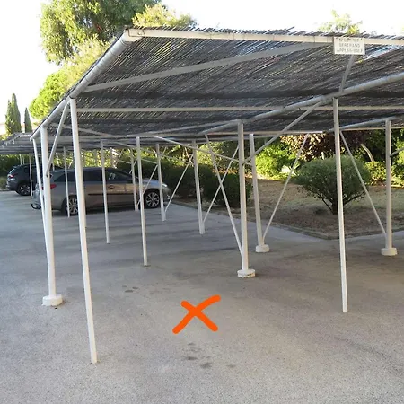 公寓 T3 Climatise, Traversant, 54m², 2 Chambres, Loggia Sud-ouest, Parking, Coeur De La Faviere. - Fr-1-610-78
